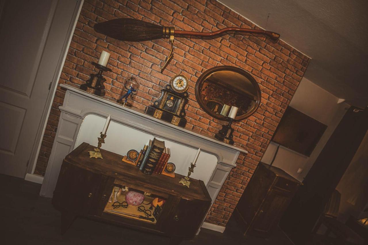 Repaire Du Sorcier Un Apartement Magique ทรัวส์ ภายนอก รูปภาพ
