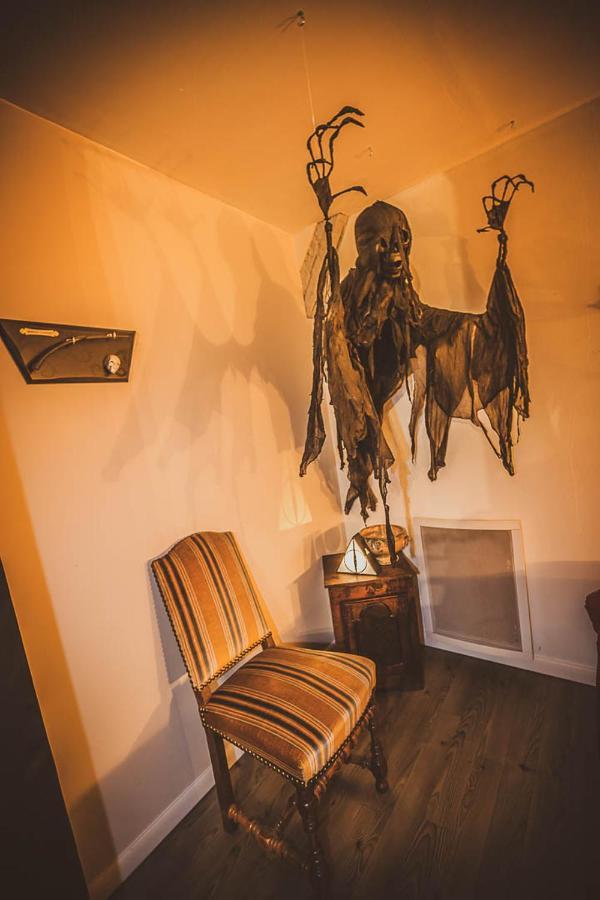 Repaire Du Sorcier Un Apartement Magique ทรัวส์ ภายนอก รูปภาพ
